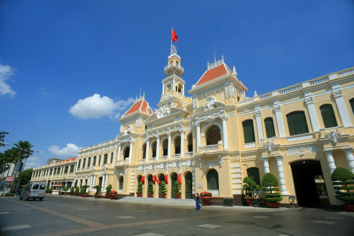 CU CHI TUNNELS & HO CHI MINH CITY