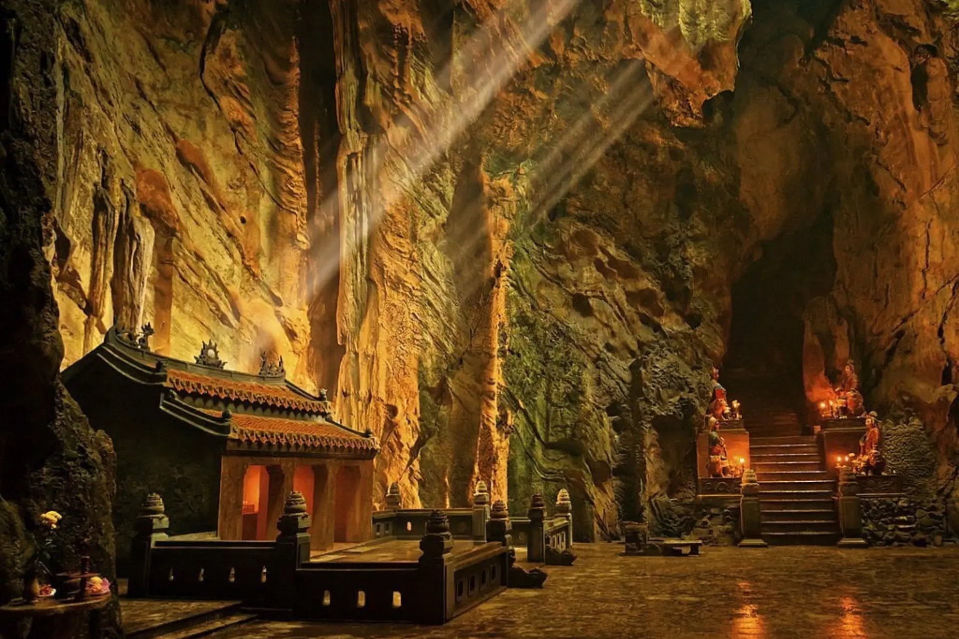 Sunbeams inside Huyen Khong Cave, Marble Mountains