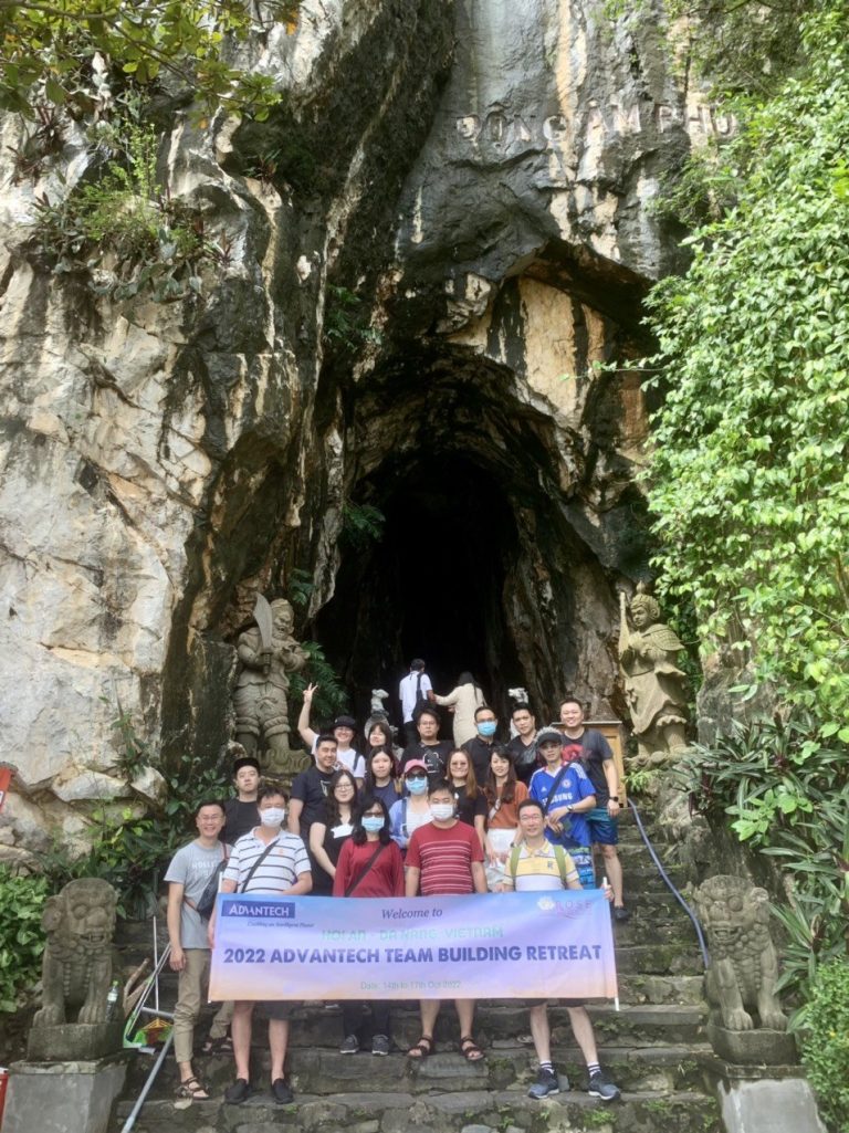 Group tour at the Marble Mountains, Da Nang