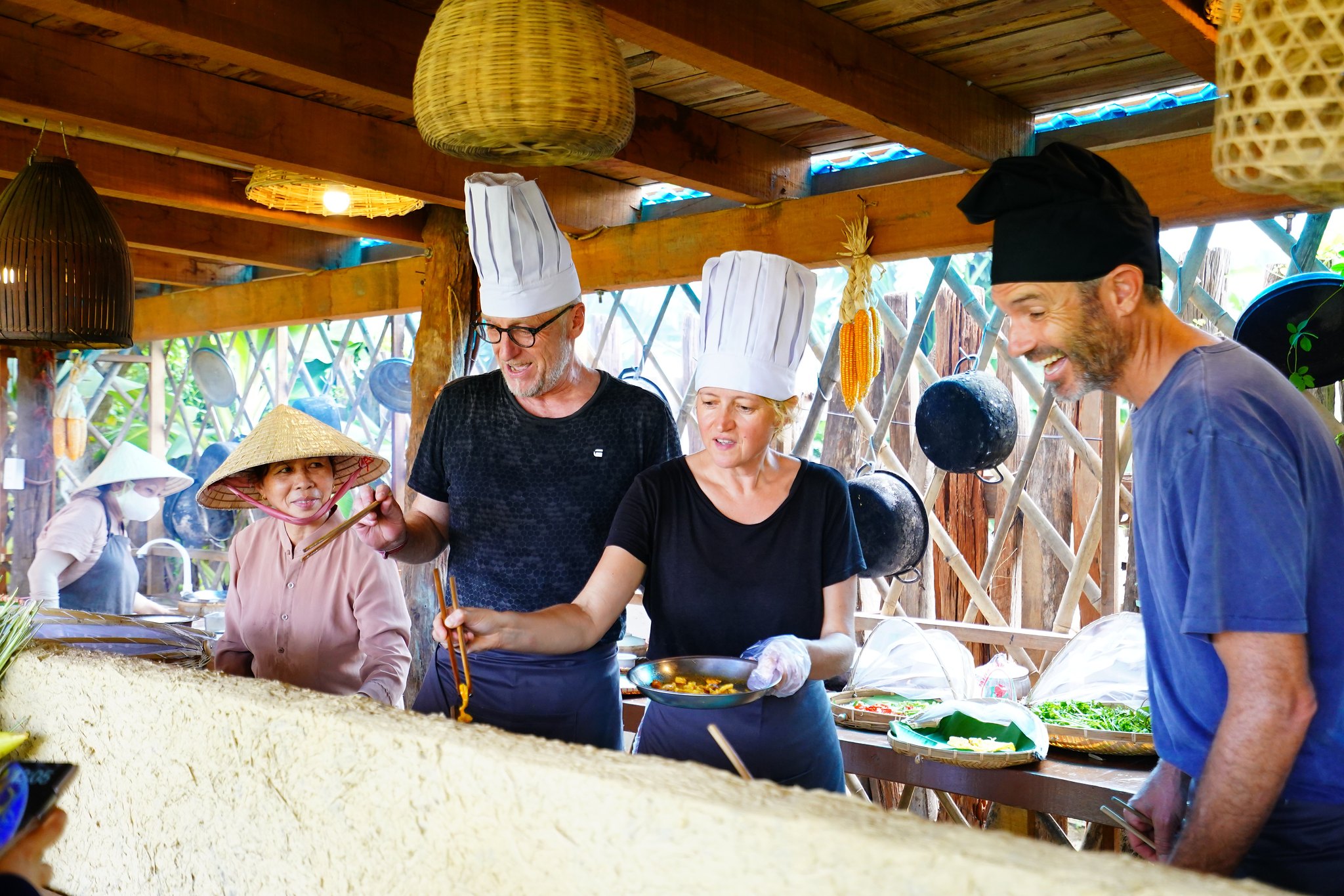 Hoi an Countryside Jeep, Farming & Basket Boat Experience – photo 4