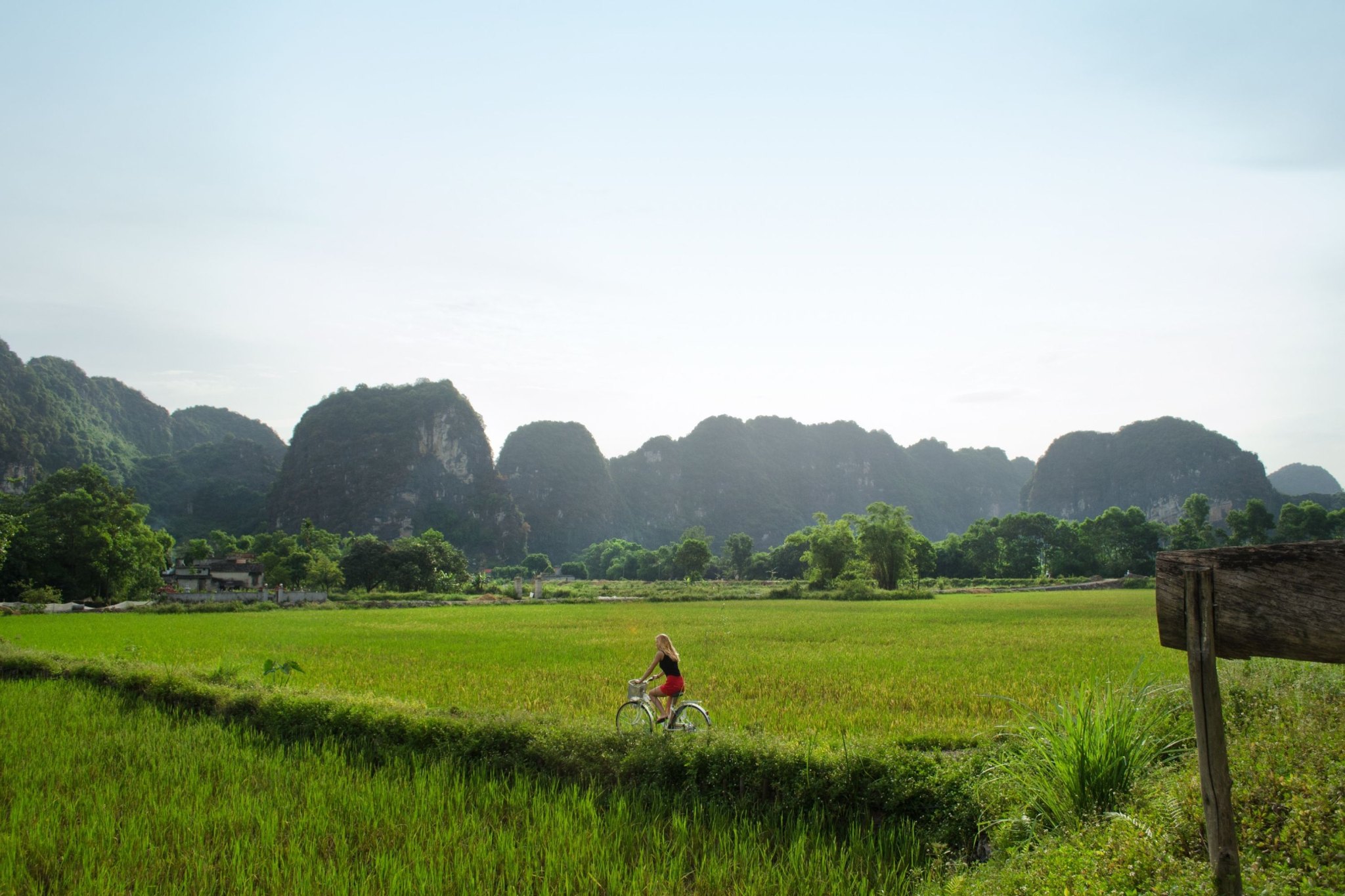 NINH BINH HIGHLIGHTS & COUNTRYSIDE ESCAPE